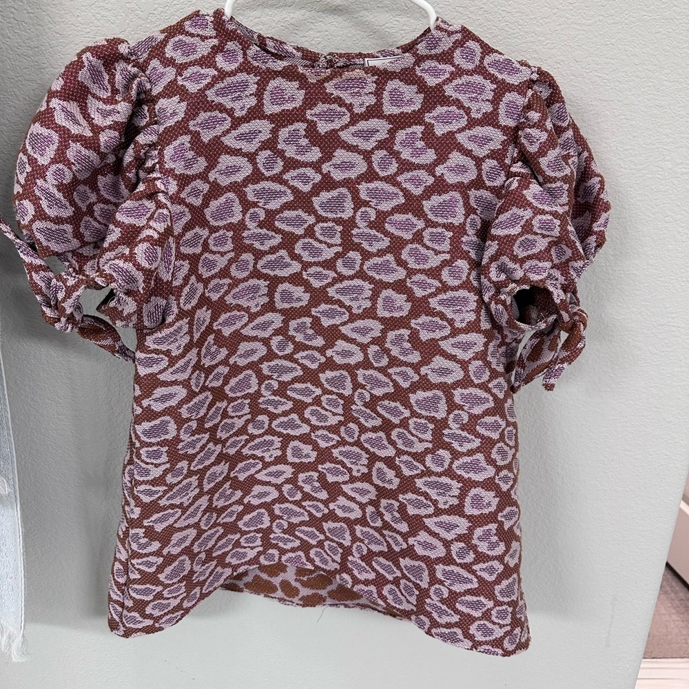 Noble 31 Animal print Puff-Sleeve Top